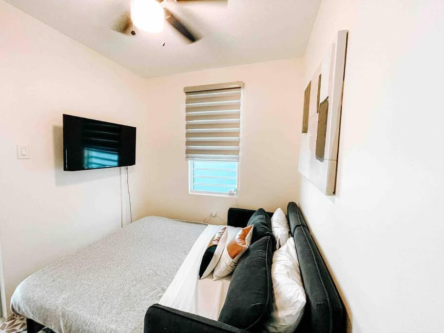 Comfy & Bright Apt @ Calle Loiza - Walk To Beach / Calle Loiza Abajo -N Lägenhet San Juan Exteriör bild