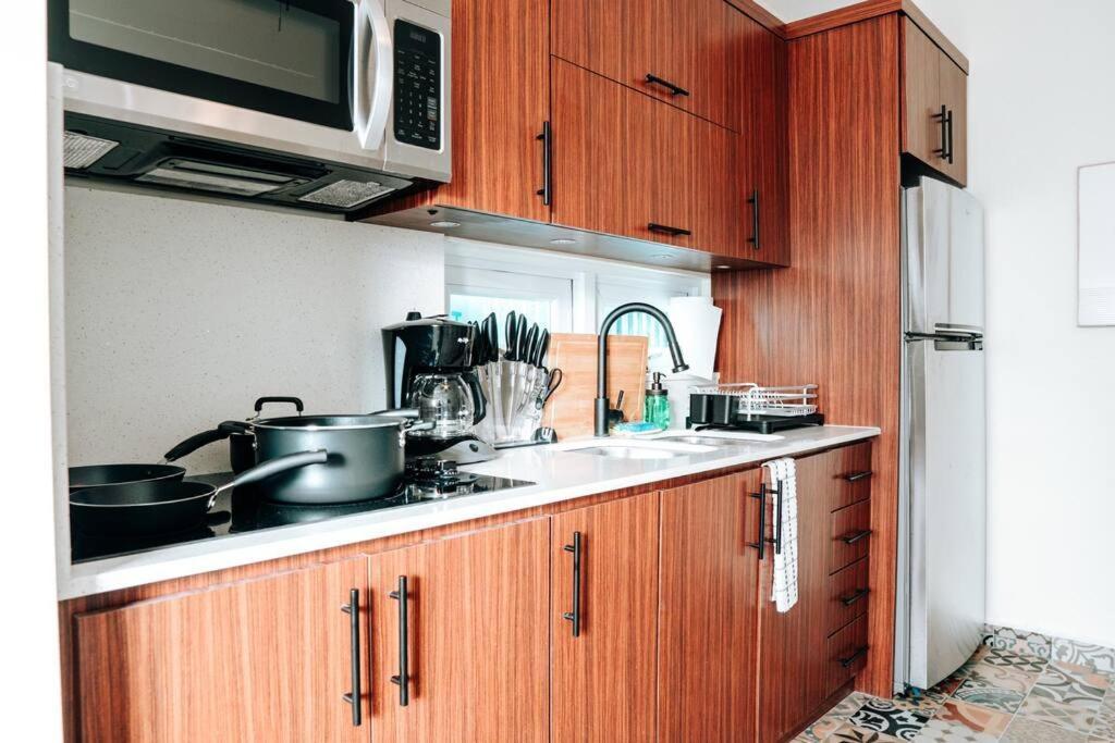 Comfy & Bright Apt @ Calle Loiza - Walk To Beach / Calle Loiza Abajo -N Lägenhet San Juan Exteriör bild